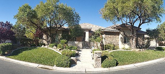 2nd image of 4719 Laurel Canyon St