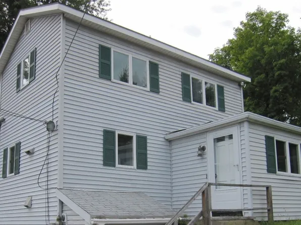 29 Curve St, Framingham, MA 01702