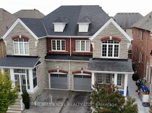 15 Zeng Cheng Dr, Markham, ON L6C 0T6