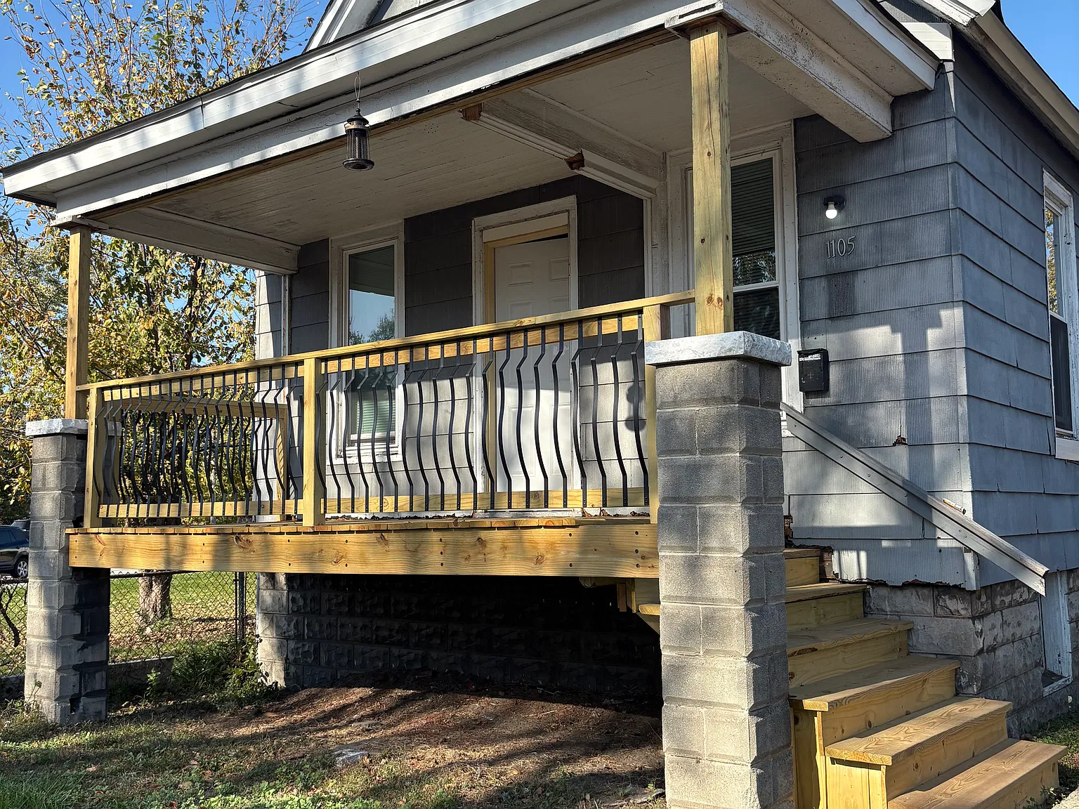 3 bed, 928 sqft, $1,200 — Photo 3