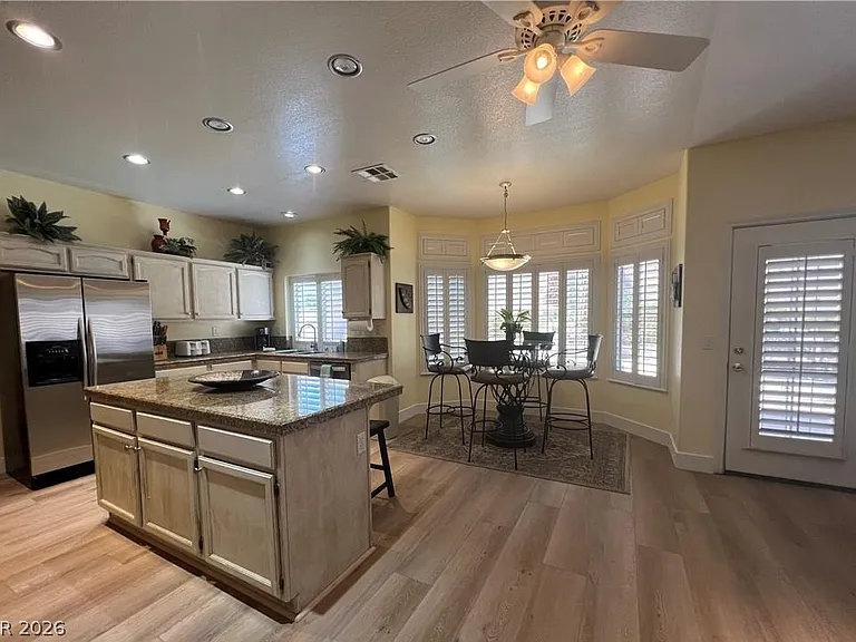 7611 Cougar Creek Cir — Photo 14