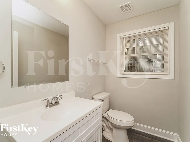 2521 Skyland Dr — Photo 13