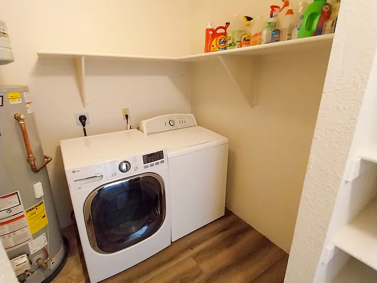 4100 E Mission Ln #C — Photo 19