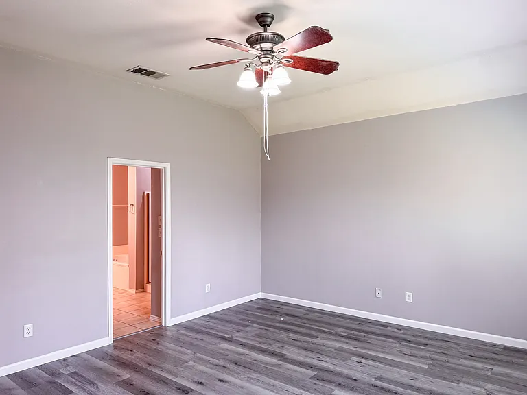 1212 Maple Terrace Dr — Photo 13