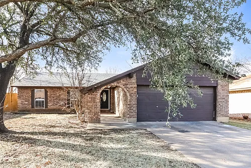 3909 Anewby Way Photo 1