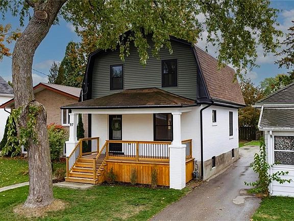 2nd image of 97 Well St