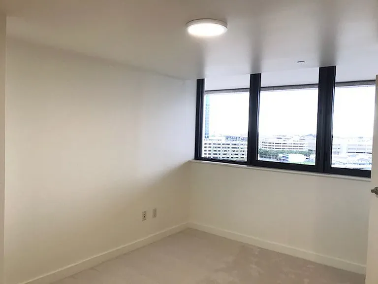 600 Queen St #1003 — Photo 11