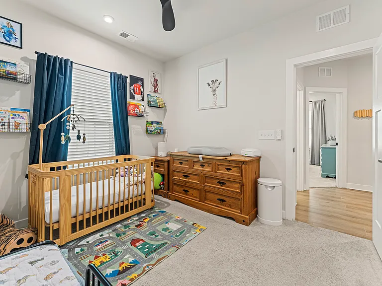 5095 Ives Ave — Photo 11