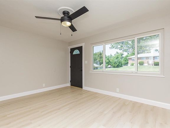 5th image of 9544 Cote Brilliante Ave