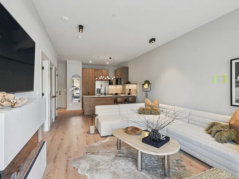 Novu Apartments — Photo 18