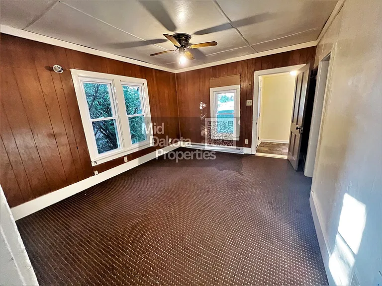 608 S Wisconsin St — Photo 9