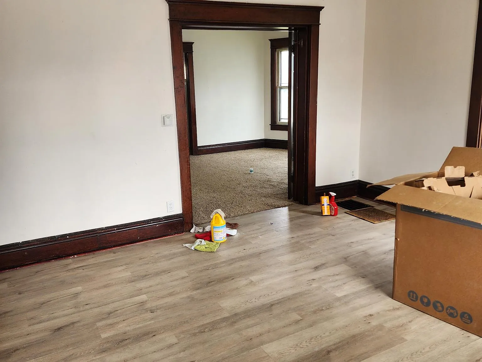 724 W Pleasant St — Photo 4