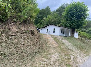 117 Fletcher Rd, Salyersville, KY 41465