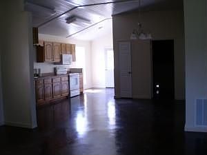 2nd image of 119 Sunset Dr