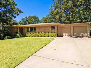 5015 Lakeview Rd, N Little Rock, AR 72116