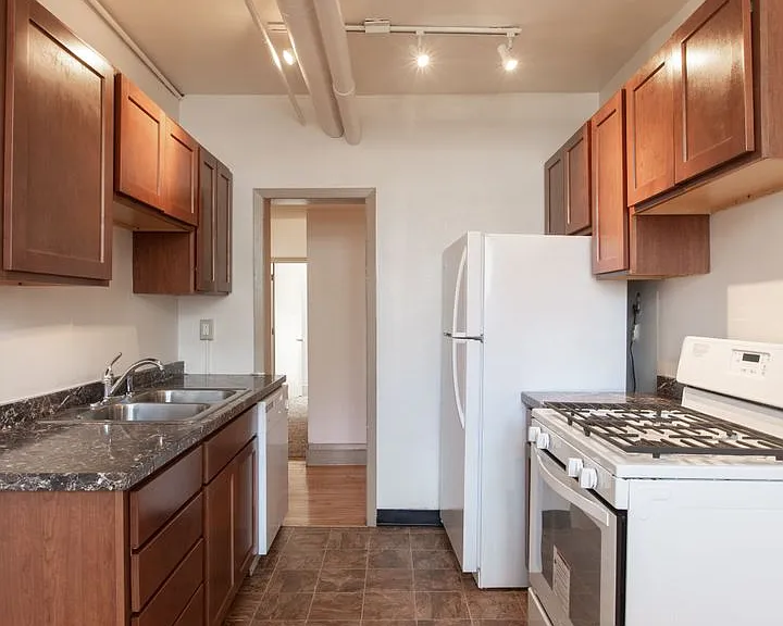 3247 Lyndale Ave S — Photo 11