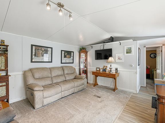 4th image of 4446 Jardin Dr NW