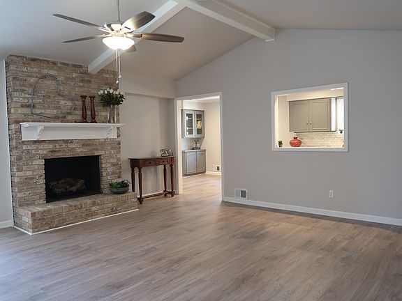 Family Room/Kitchen