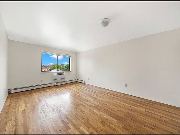 3rd image of 56-09 84th St #3R