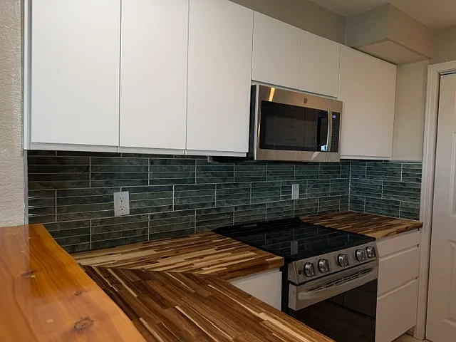 1700 W Sunn Fjord Ln — Photo 4