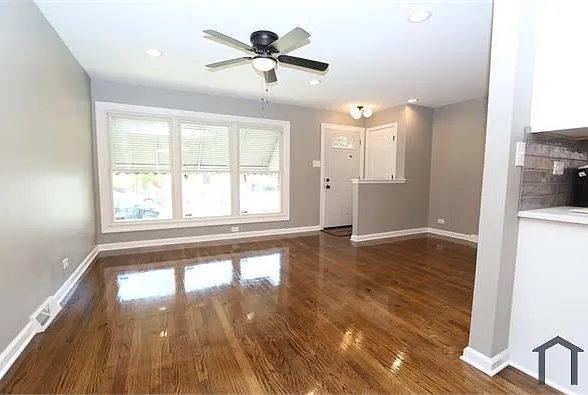 4 bed, 1100 sqft, $3,500 — Photo 3