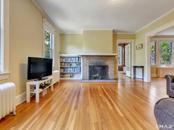 326 W Rock Ave #2, New Haven, CT 06515