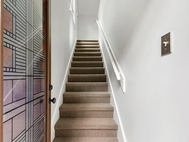 6 E Cottage Green St — Photo 41