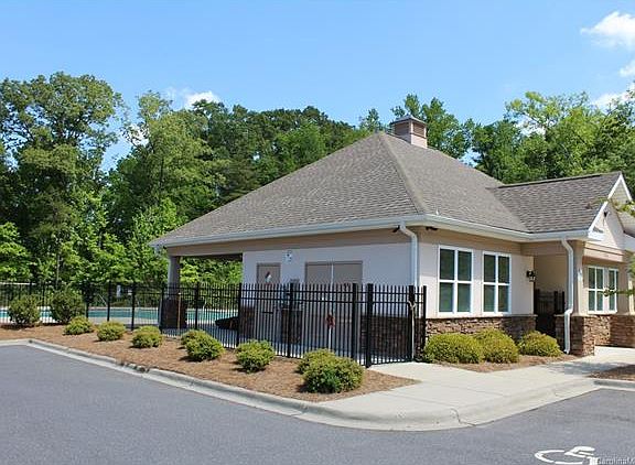 2nd image of 2051 Grimley Ln