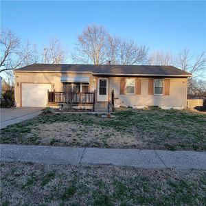 1213 N Redwood Dr, Independence, MO, 64056