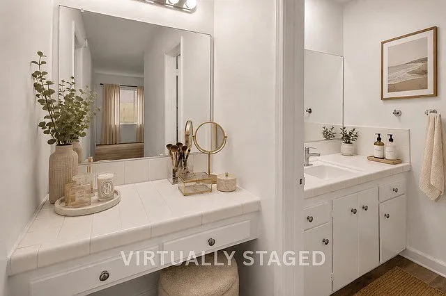 3 bed, 2.0 bath, $4,375 — Photo 4