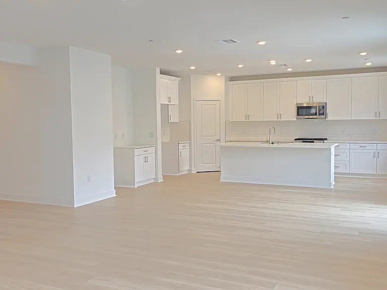 33256 Rusty Ct — Photo 8
