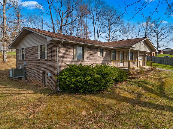 4th image of 145 Kelli Ln