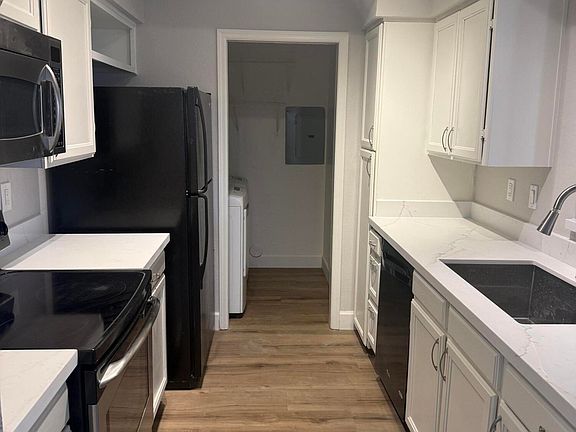 4th image of 5640 E BELL Road #1068