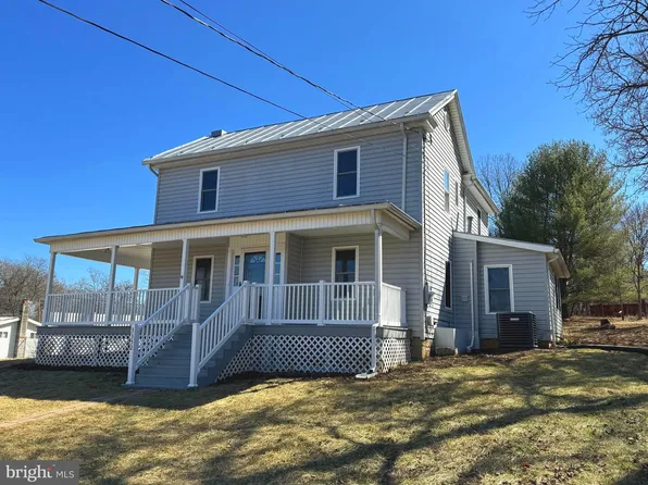 3352 Miller Dr, Toms Brook, VA 22660