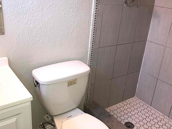 1_-_Full_Marketing_Photos-11