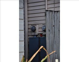 5th image of 3315 Laurel St