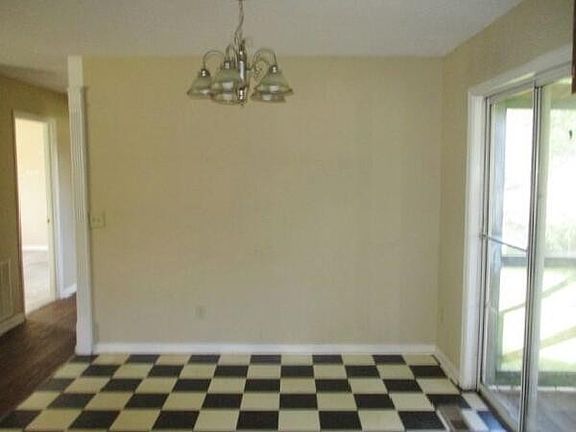 3rd image of 2208 Bower Ln SE