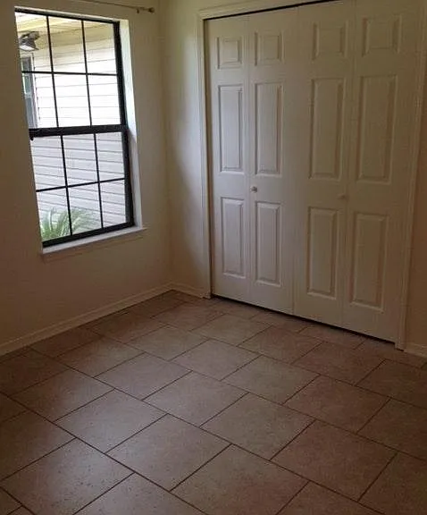 4017 Baywoods Dr — Photo 10