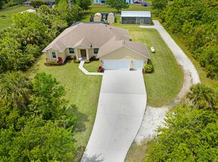 2690 Weber Rd, Malabar, FL 32950