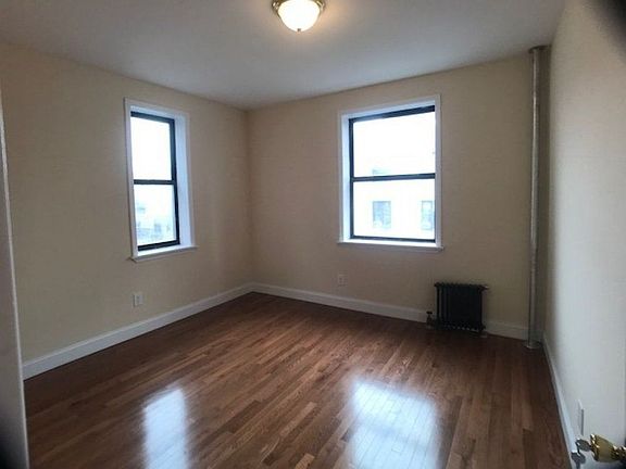 2nd image of 725 W 172nd St APT 66