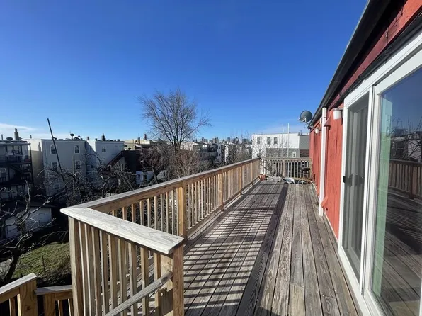251-253 Saratoga St #3A, East Boston, MA 02128