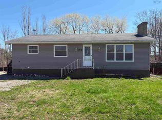 395 College Rd, West Hants, NS B0N2T0
