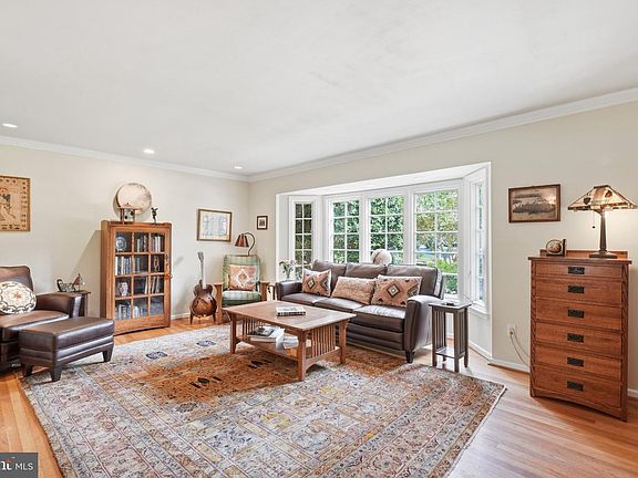 5th image of 2504 Turbridge Ln