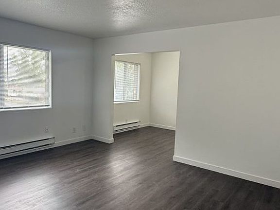 2nd image of 630 Franklin Ave APT 12