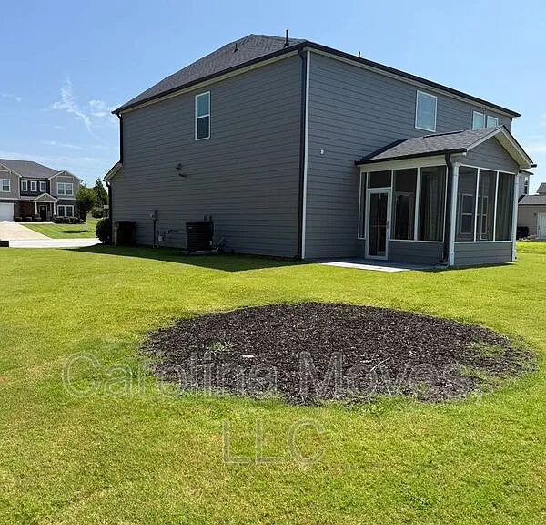 2103 Greasby Ct — Photo 6