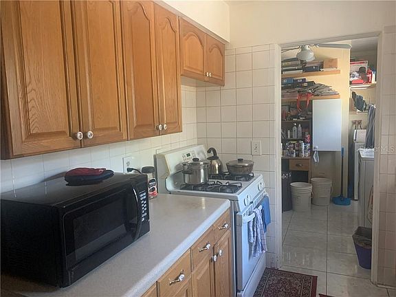 5th image of 6113 W Harwood Ave