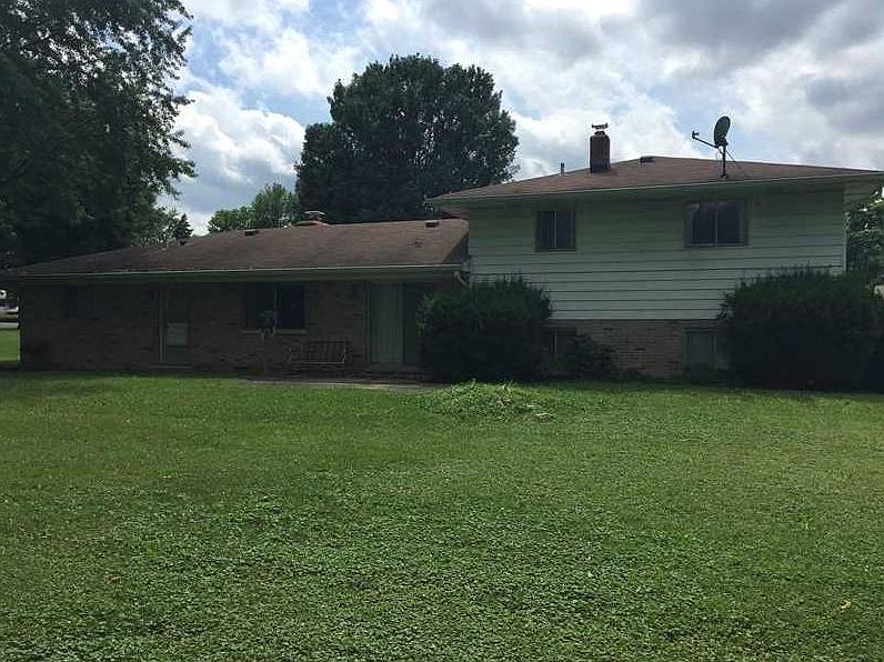 2nd image of 6041 Bryan Dr