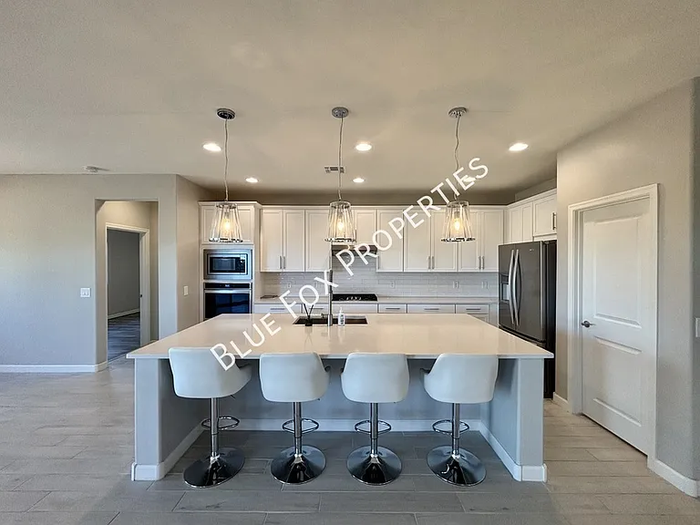 5536 Lazy Farm Dr — Photo 6
