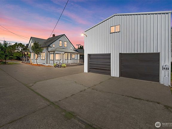 2nd image of 421 Main Ave