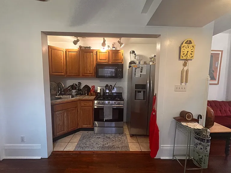 2472 Dauphine St #B — Photo 17